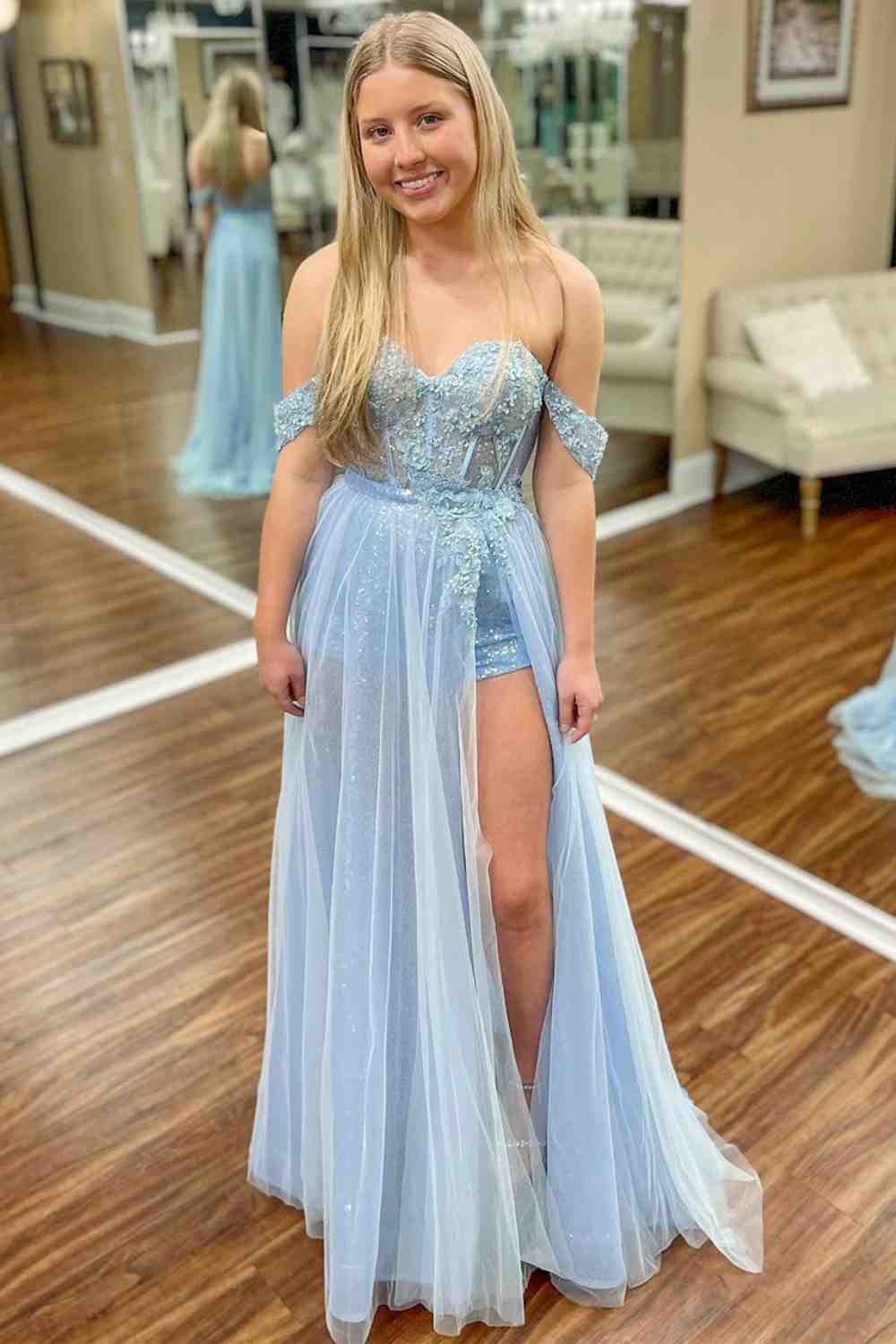 Blue Tulle Lace Appliques Sweetheart Layered Long Prom Dress