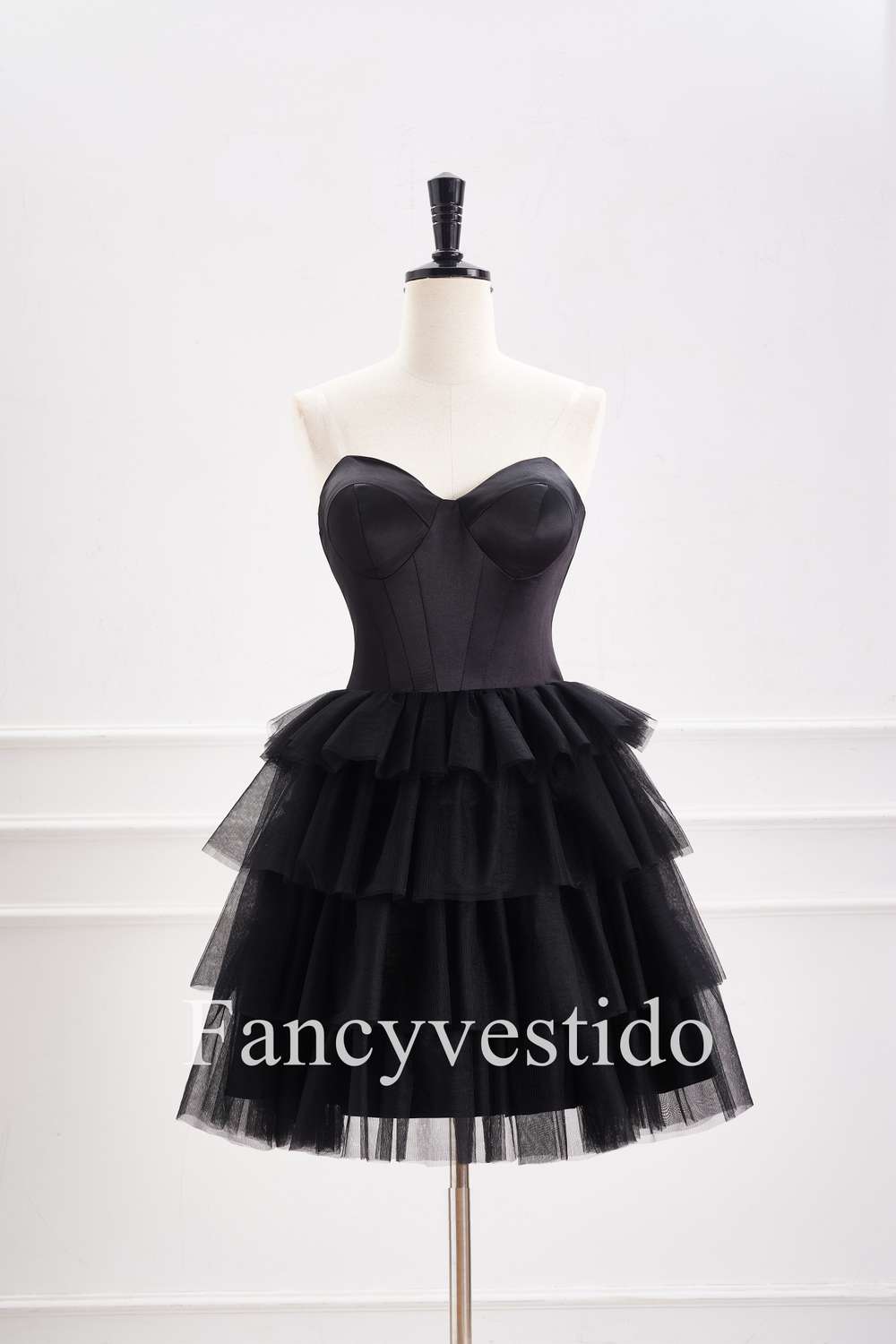 Cute Sweetheart Black A-Line Tiered Homecoming Dress