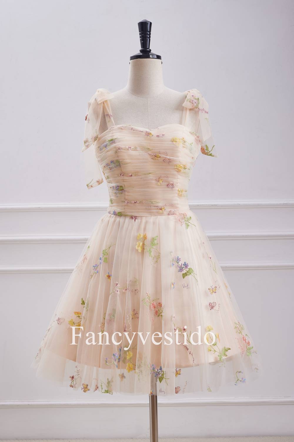 Bow Tie Straps Champagne Embroidery Short Homecoming Dress