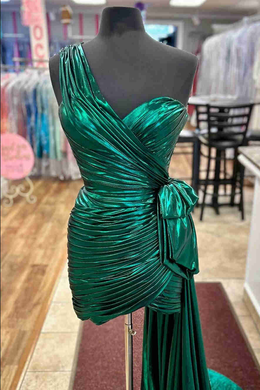 Metallic Green One Shoulder Stretch Ruched Short Homecoming Dress