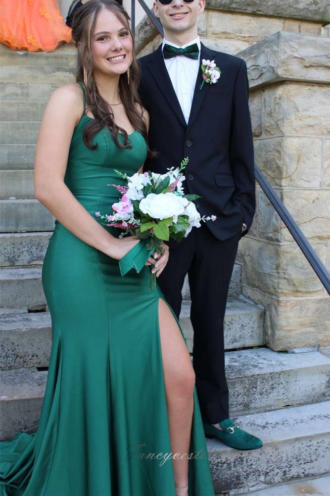 Green Crew Neck Mermaid Slit Prom Dress with Lace-up Back