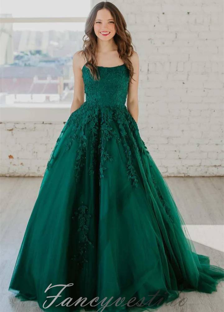 Emerald Green Crew Neck Applique A-Line Prom Dress