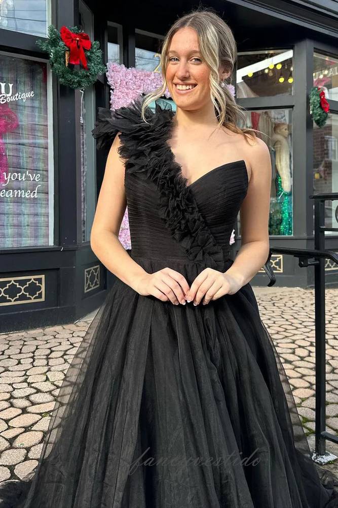 Black One Shoulder A-Line Tulle Prom Dress