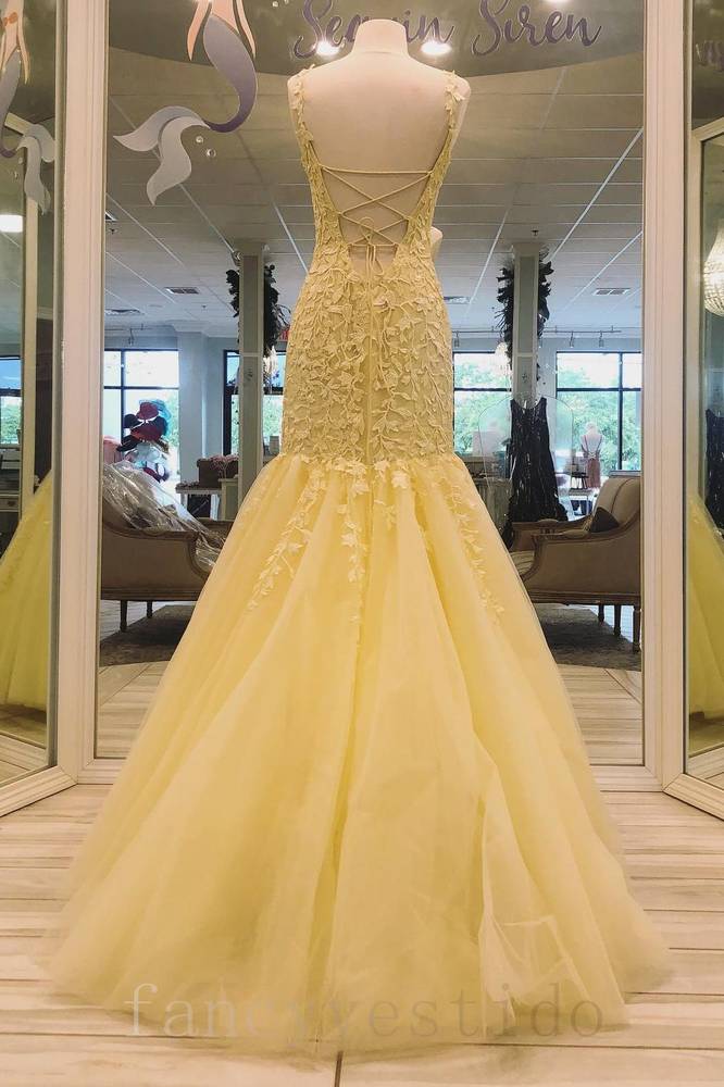 Elegant Yellow Straps Applique Mermaid Prom Dress