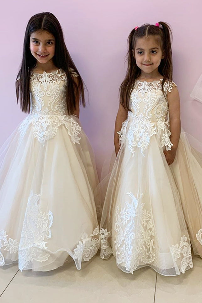 Flower girl dress with lace appliques hotsell