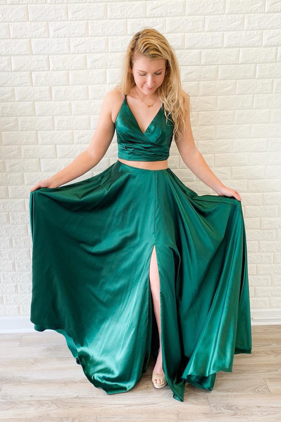 Two Piece Tie Back Emerald Green Long Prom Dress with Slit – FancyVestido